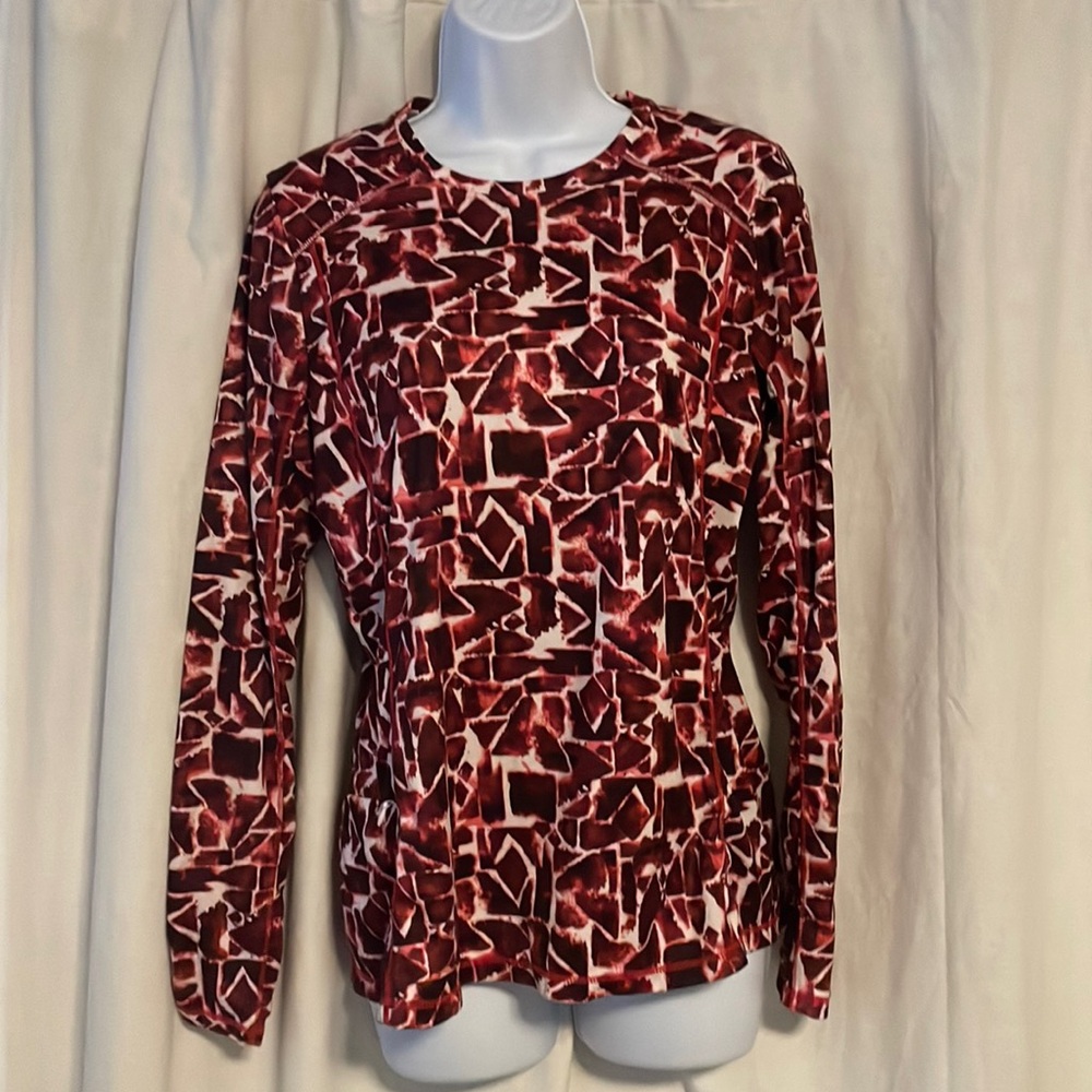 Saucony Run Dry long sleeve geometric print running shirt with thumb holes